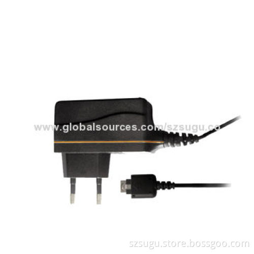 2014 hot power charger for smartphone, with cable